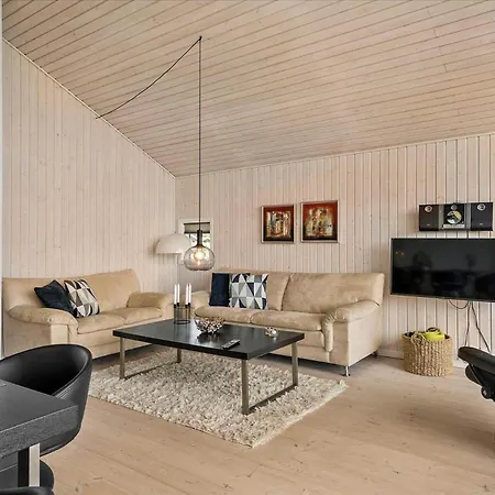 C11545-hemmet-husfold-1 *